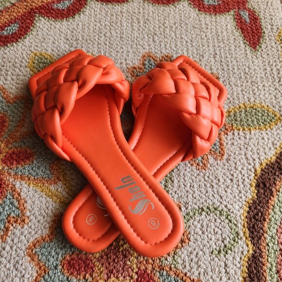 Size 8 Orange square toe slides - Picture 1 of 2